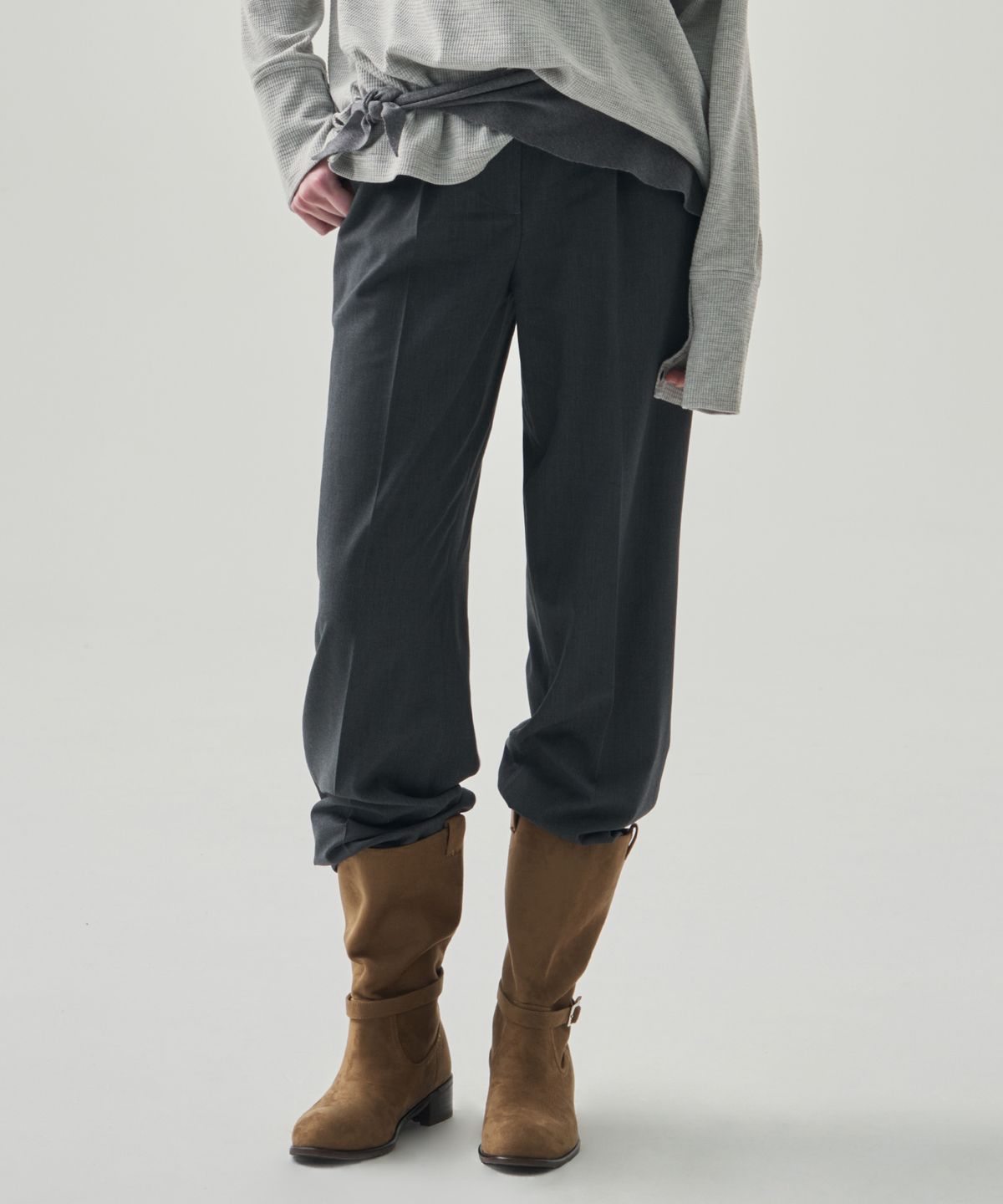 드로우핏 우먼(DRAWFIT WOMEN) 울 코튼 턴업 원턱 슬랙스 [BLACK]