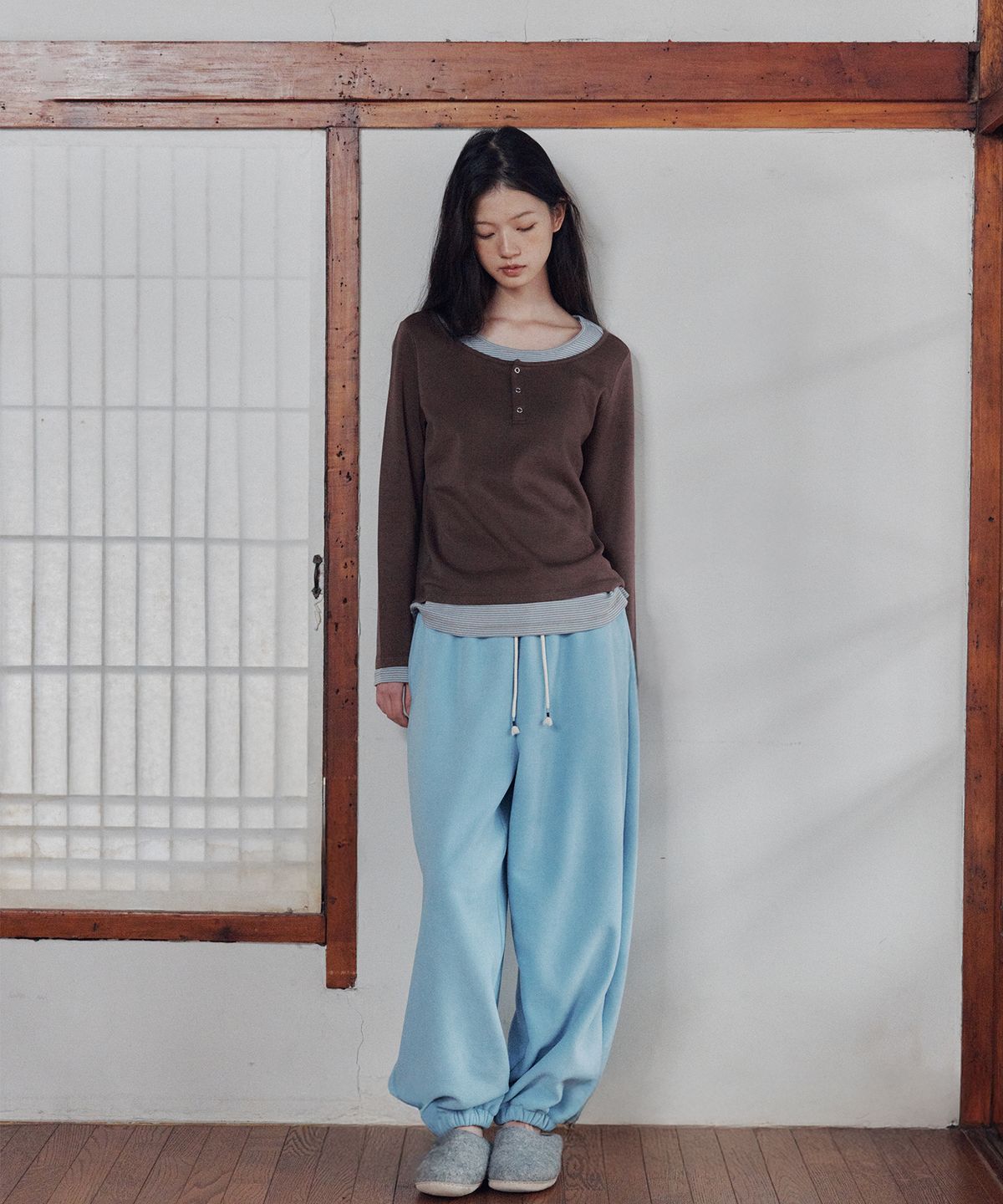 오끼뜨(OGGITT) 플리스 벌룬 조거 팬츠 스카이블루
