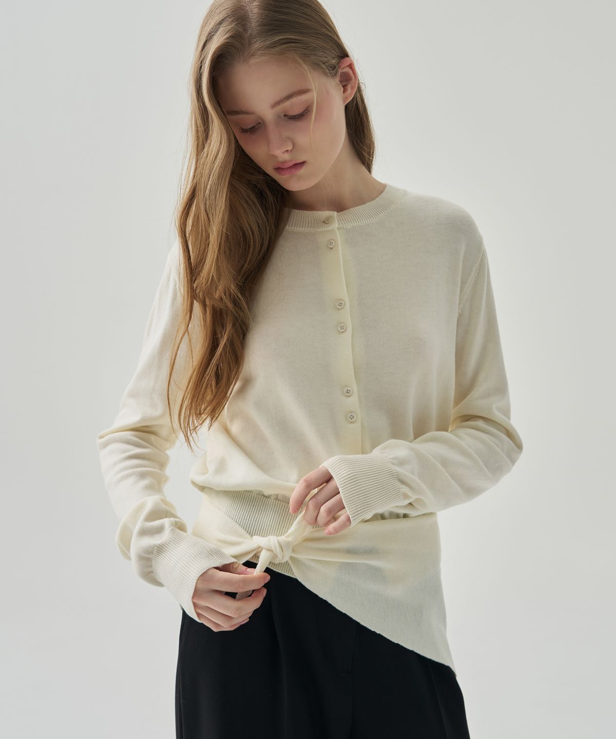 드로우핏 우먼(DRAWFIT WOMEN) 컴포트 라운드 니트 가디건 (커치프 세트) [BEIGE]