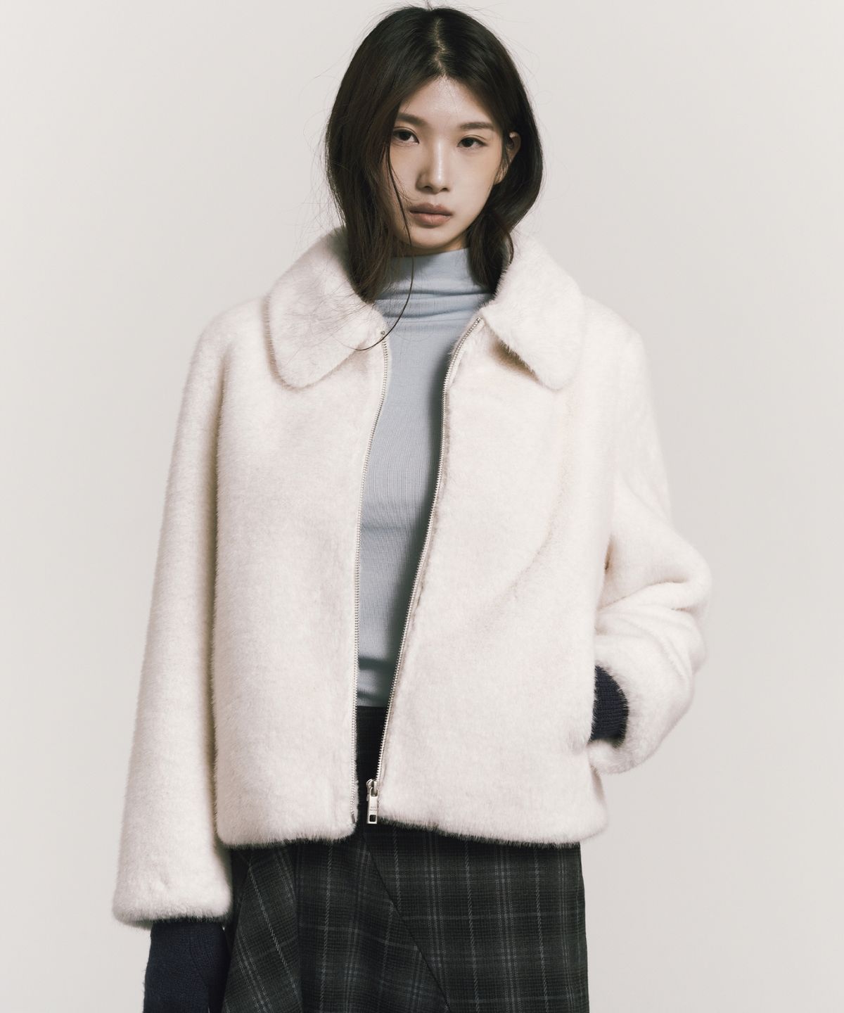 닉앤니콜(NICK&NICOLE) PREMIUM SOFT GLOW FUR JACKET_CREAM