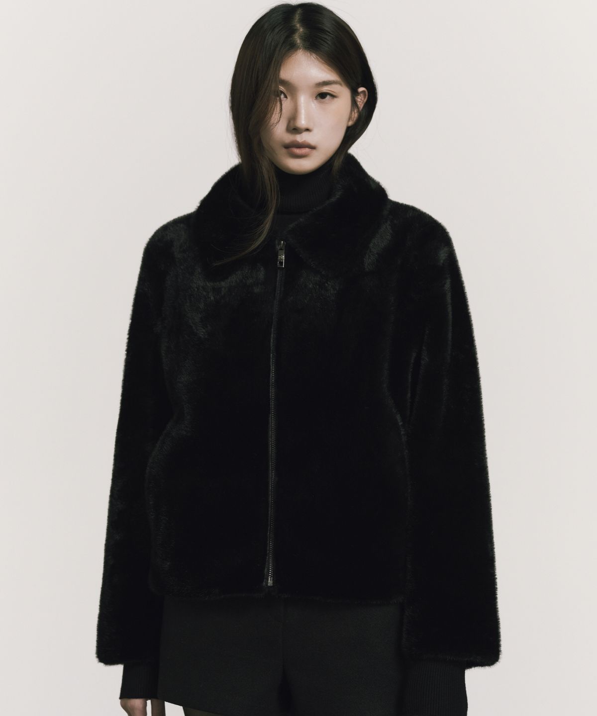 닉앤니콜(NICK&NICOLE) PREMIUM SOFT GLOW FUR JACKET_BLACK