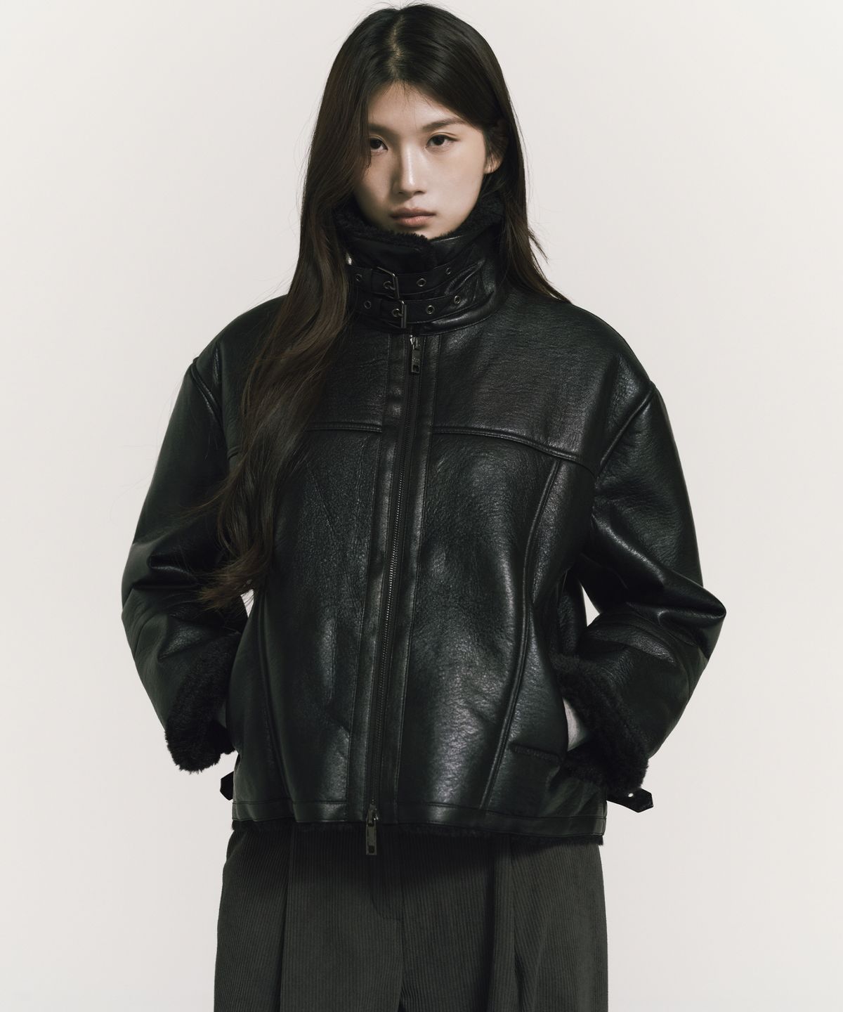 닉앤니콜(NICK&NICOLE) VINTAGE LEATHER FUR MUSTANG_BLACK