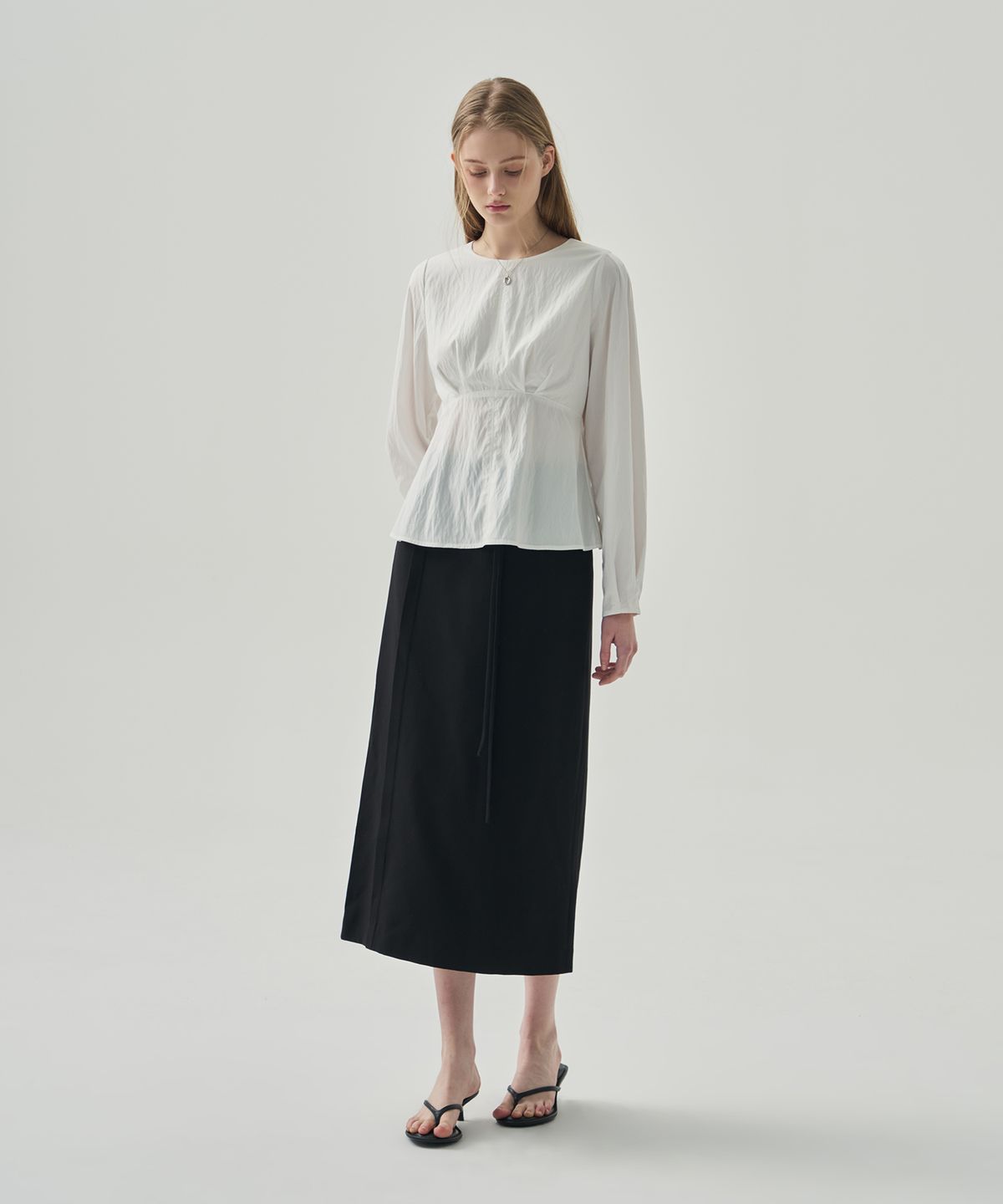 드로우핏 우먼(DRAWFIT WOMEN) 레아 퍼프 롱 슬리브 블라우스 [IVORY]