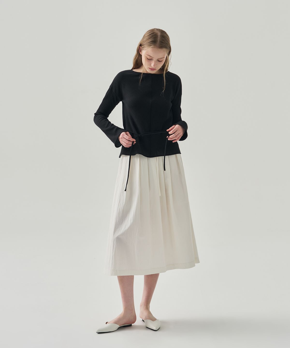 드로우핏 우먼(DRAWFIT WOMEN) 프로아 보트넥 플리츠 탑 [IVORY]