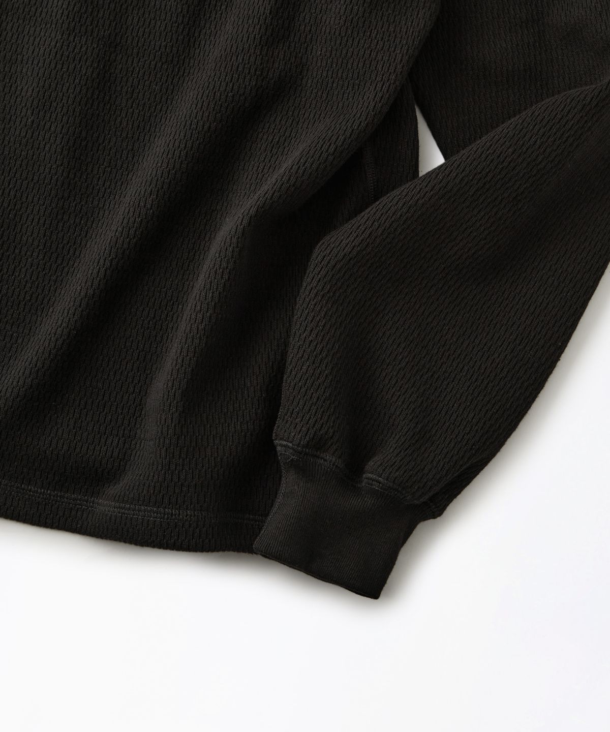 아웃스탠딩(OUTSTANDING) THERMAL LONG SLEEVE TEE_BLACK