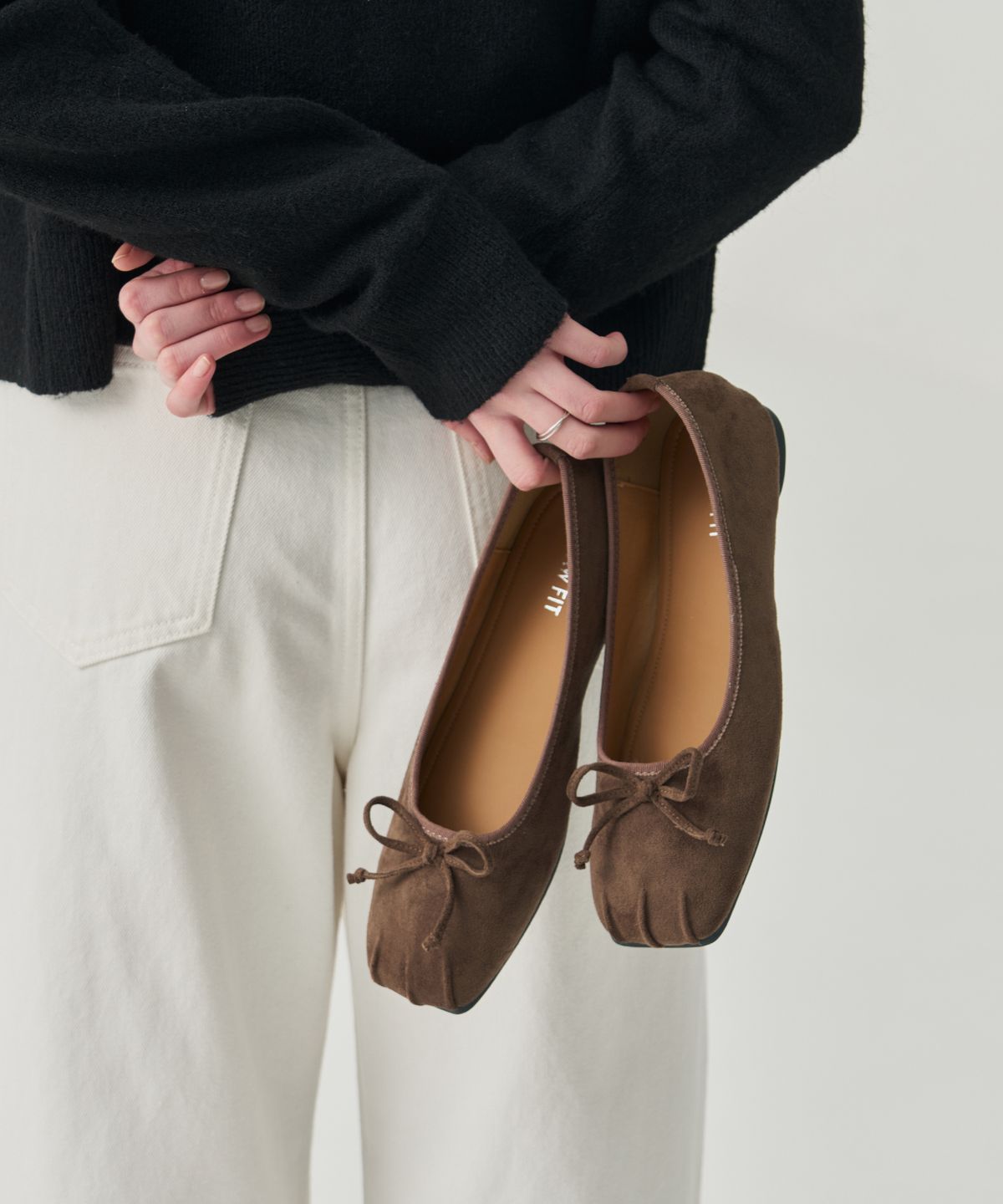 드로우핏 우먼(DRAWFIT WOMEN) 블랑 리본 플랫 슈즈 [MOCHA BROWN]