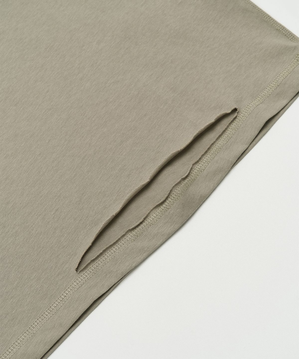 토피 우먼(TOFFEE WOMEN) W 대미지 레이어드 롱슬리브 (SAGE GREEN)