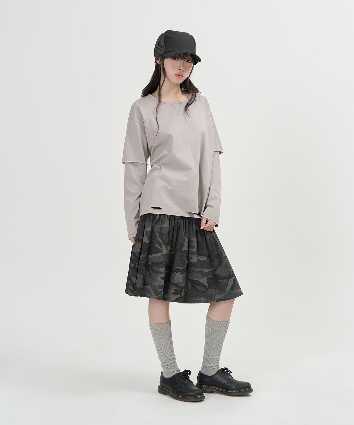 토피 우먼(TOFFEE WOMEN) W 대미지 레이어드 롱슬리브 (GREY)