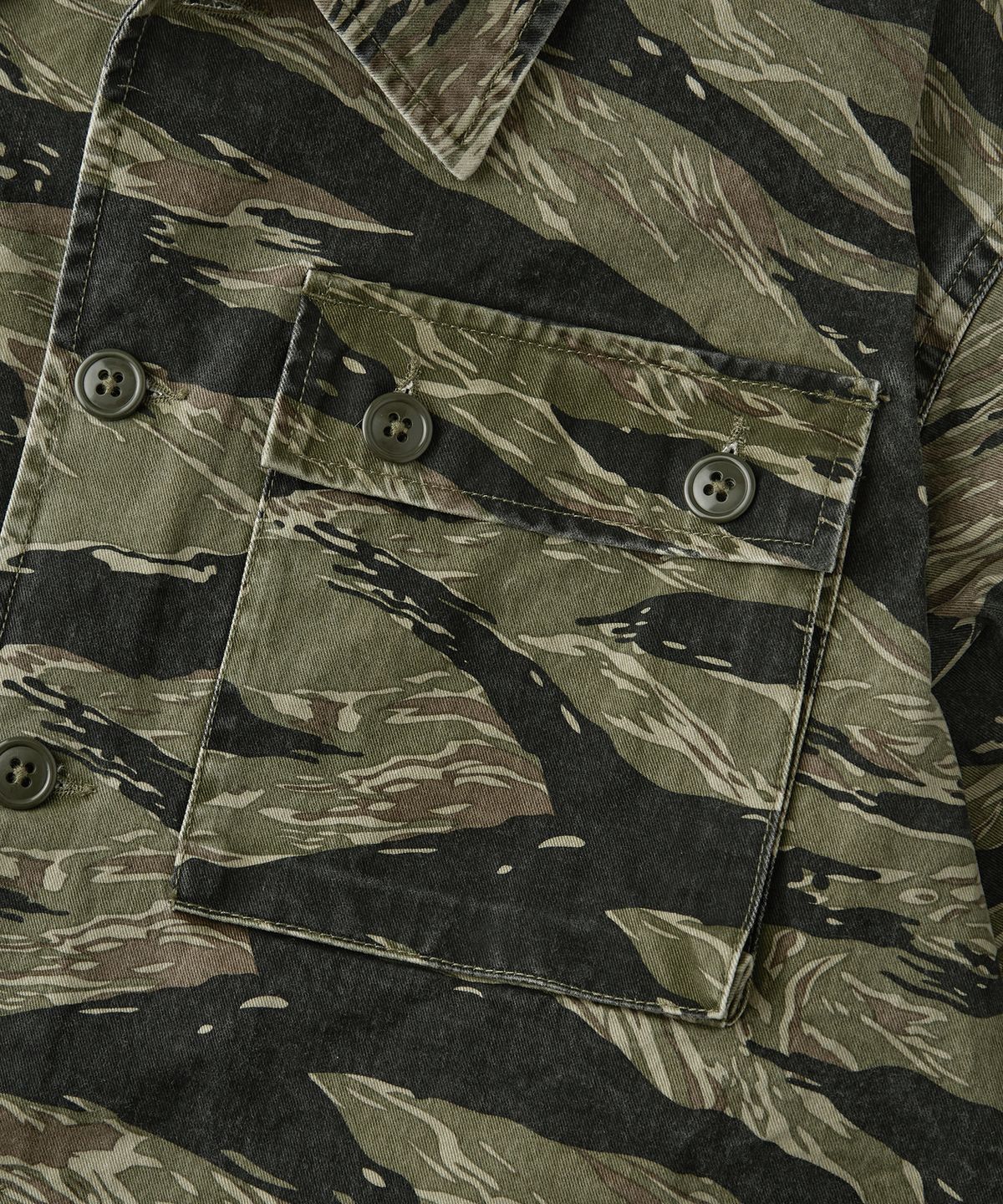 아웃스탠딩(OUTSTANDING) TDS TIGER CAMO MILITARY JACKET_TIGER CAMO