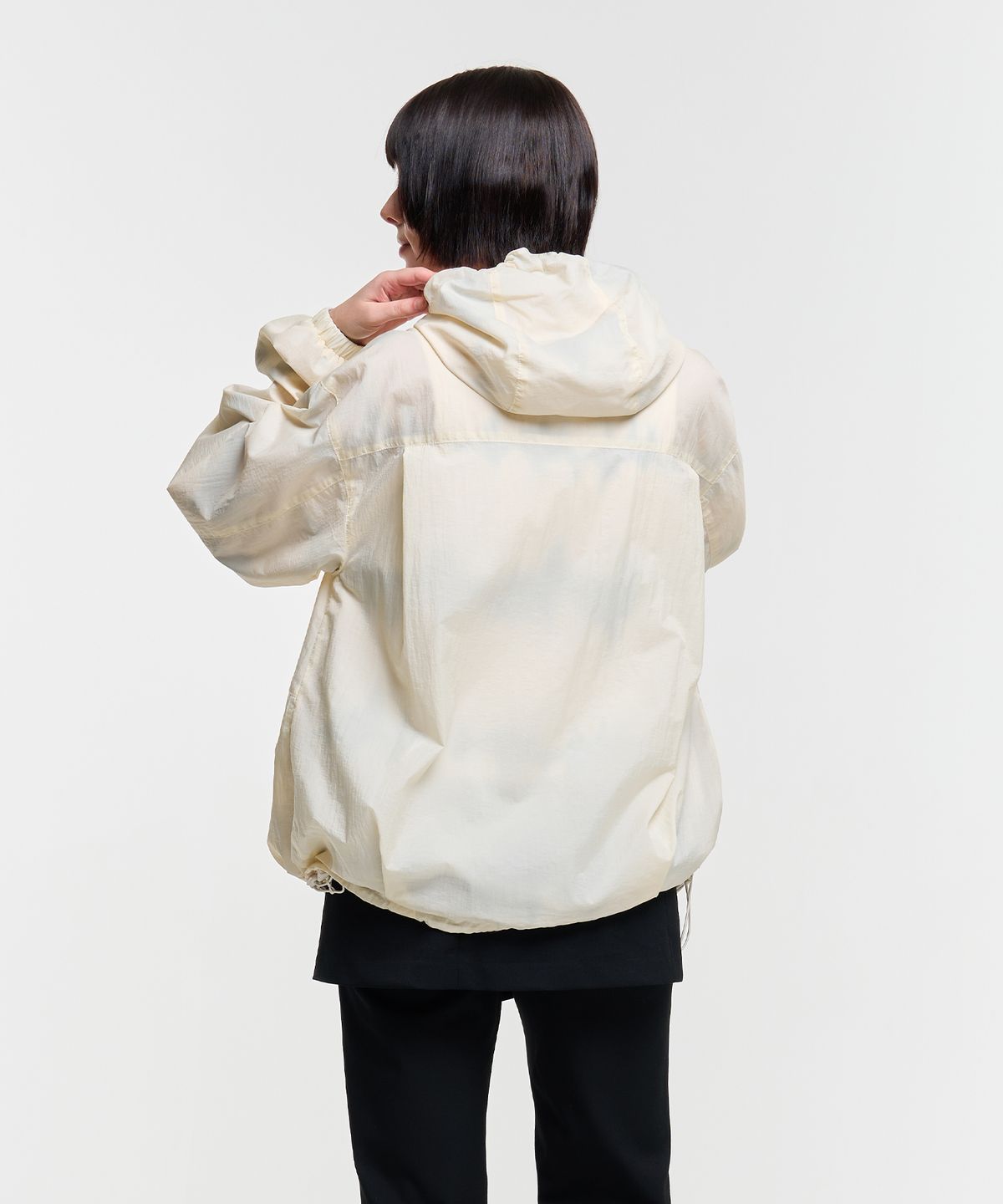 에이카화이트(AECA) REVERSIBLE PANEL WINDBREAKER-IVORY