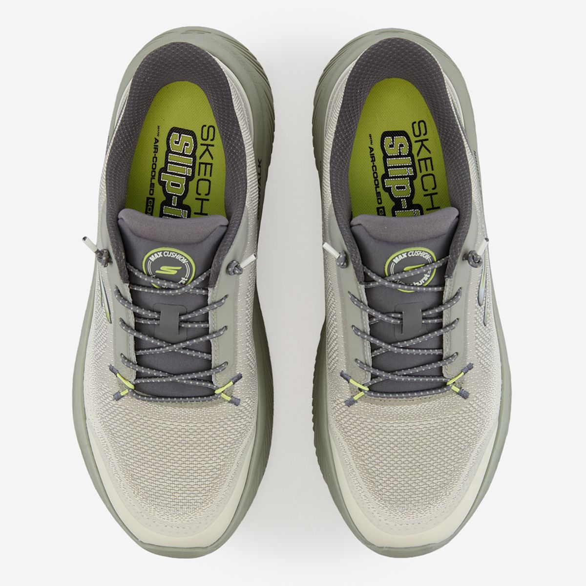 스케쳐스(SKECHERS) 남성 고워크 맥스쿠셔닝 하이퍼버스트 (슬립인스)_SP0MWCGX083