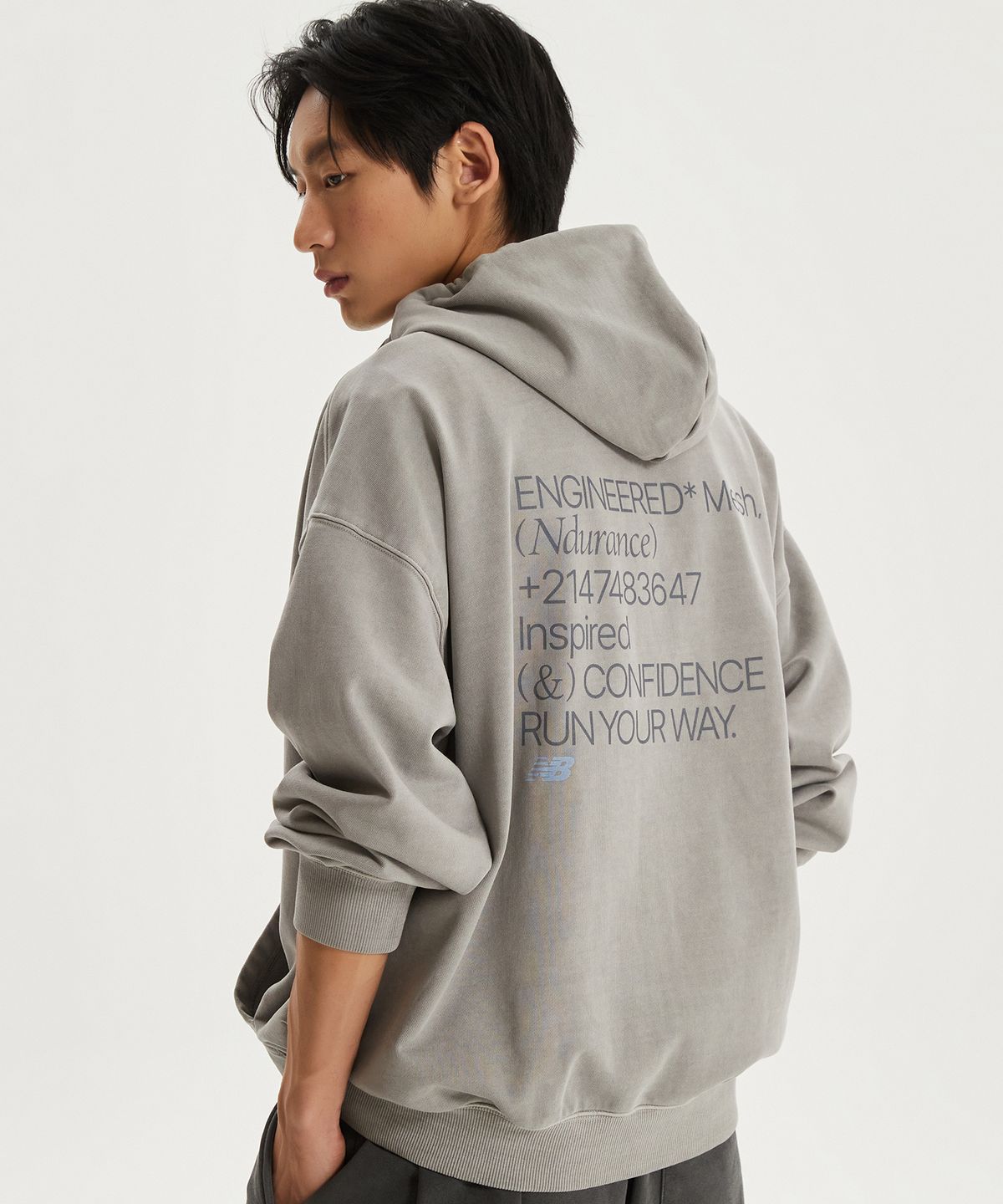뉴발란스(NEW BALANCE) NBMDG11223 / UNI Ndurance 레터링 워시드 논기모 후드집업 (ASH GRAY)