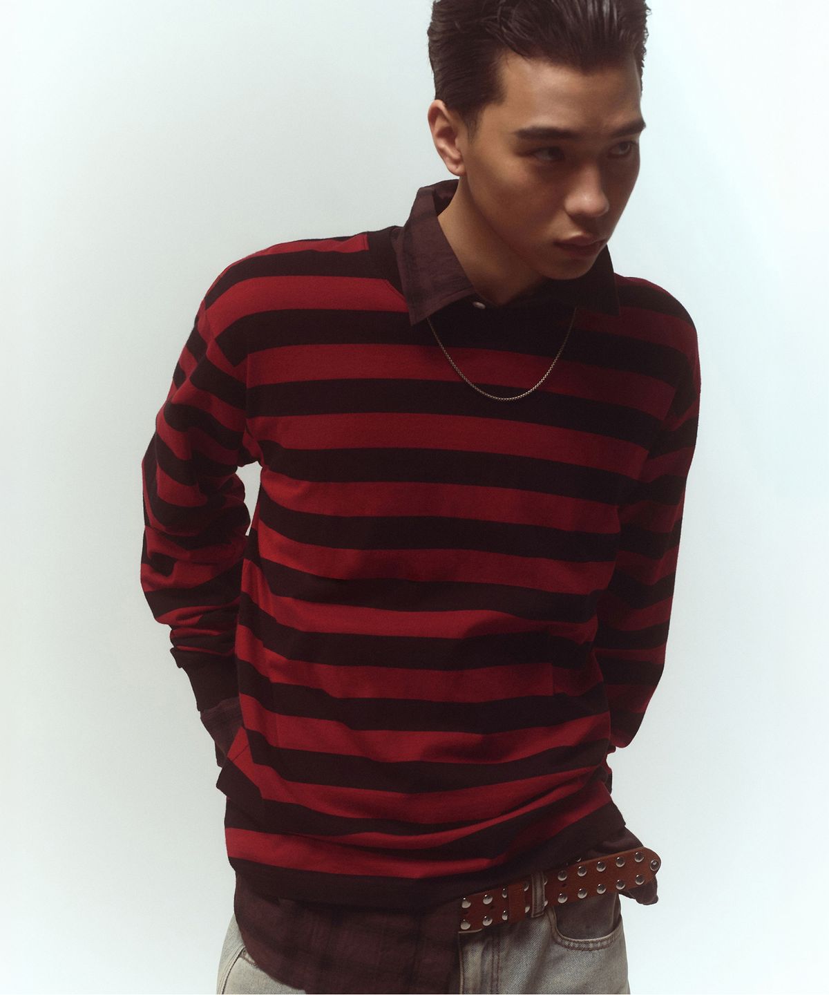 무신사 스탠다드(MUSINSA STANDARD) 볼드 스트라이프 긴소매 티셔츠 [블랙/레드]