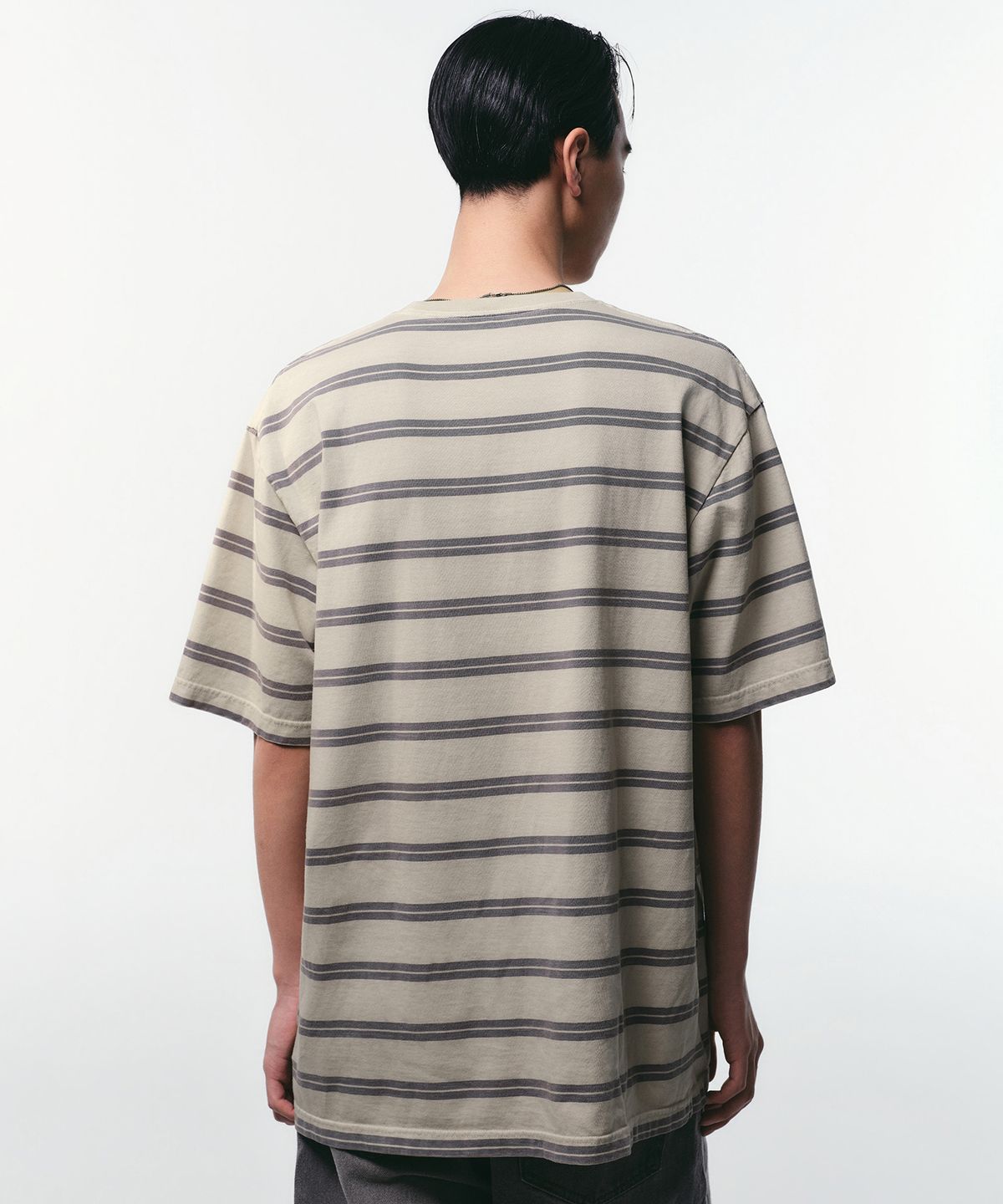 무신사 스탠다드(MUSINSA STANDARD) 프로스트 다이드 더블 스트라이프 티셔츠 [크림]