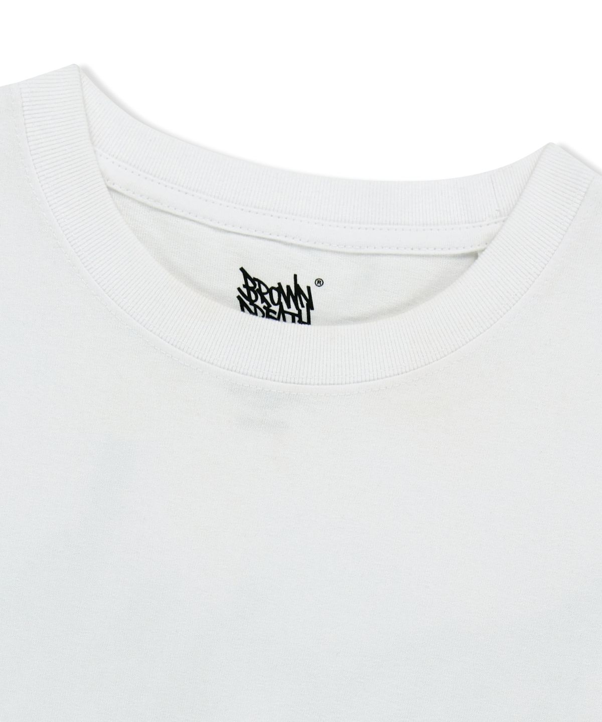 브라운브레스(BROWNBREATH) TAG OG LONGSLEEVE - WHITE