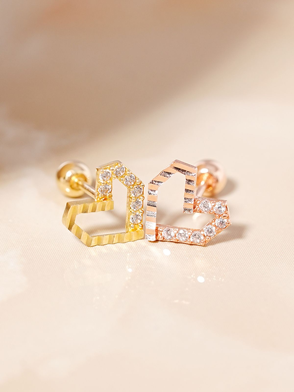 미니멀피어싱(MINIMALPIERCING) 14K 하프앤하프 하트 큐빅 피어싱 귀걸이
