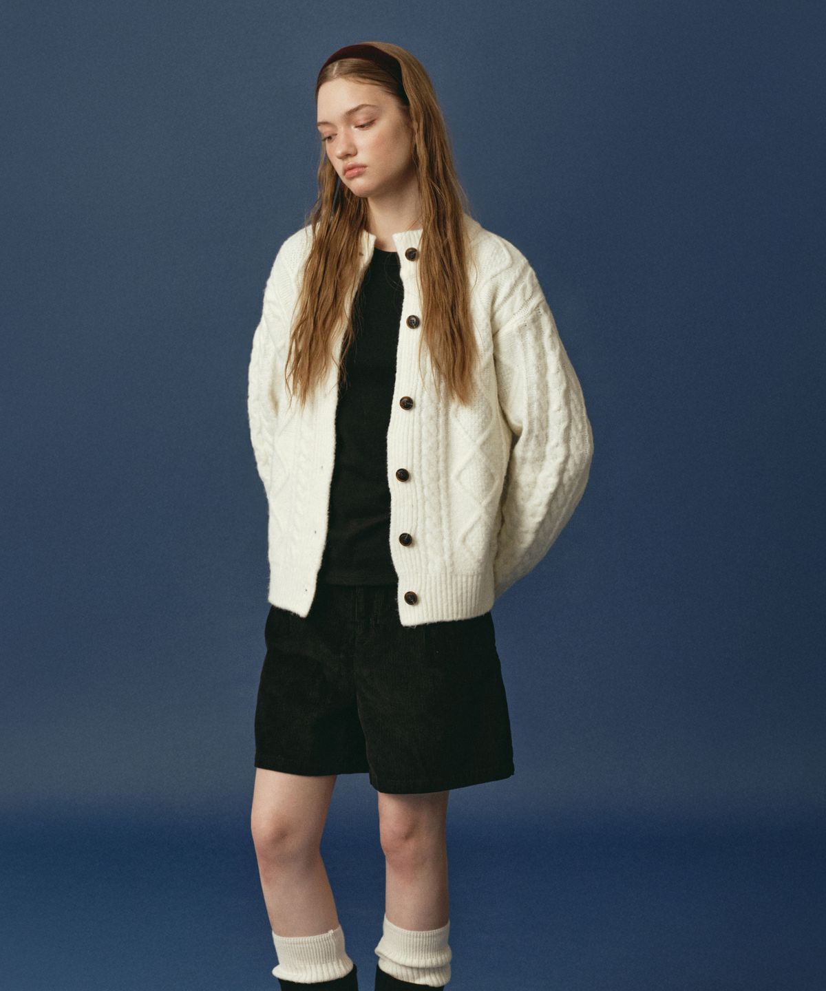 로시로우(LOSSYROW) Chunky Cable Knit Cardigan Ivory