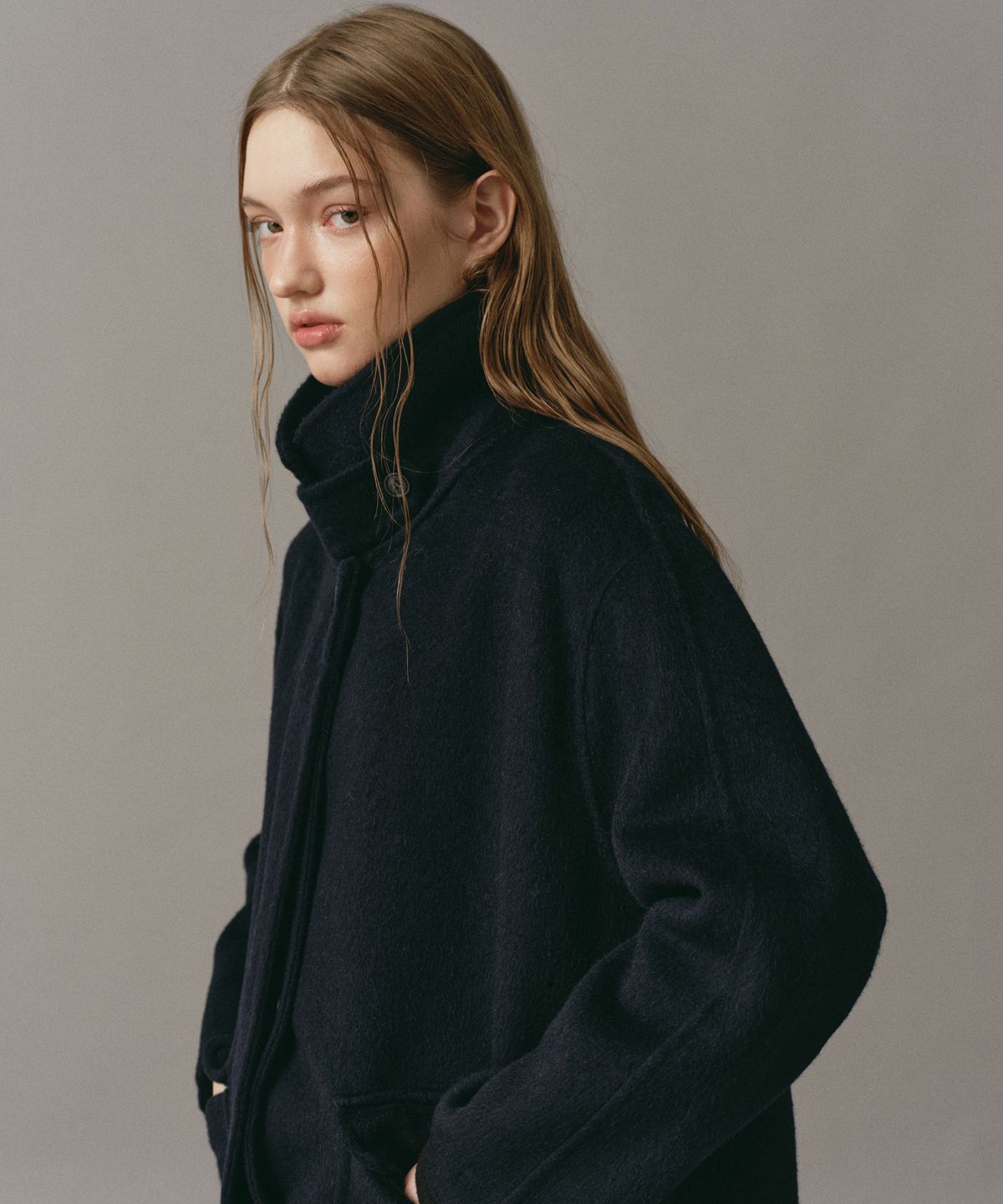 로시로우(LOSSYROW) Modern Half Coat Navy