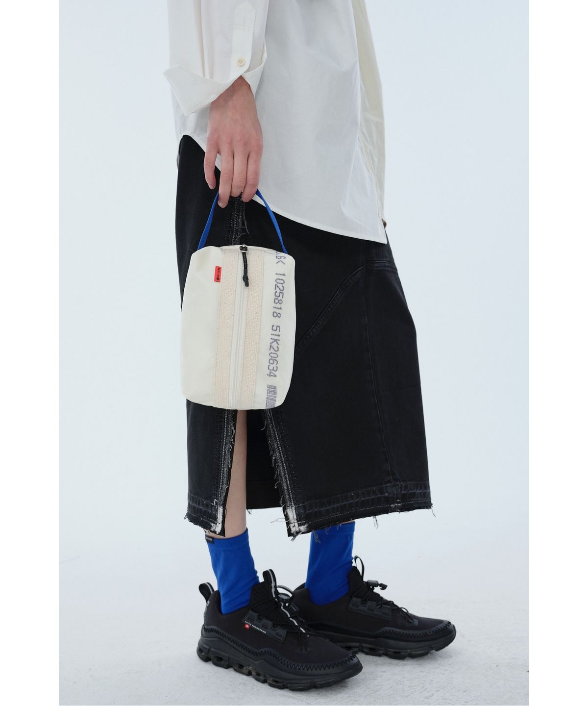 래코드(RECODE) Airbag Travel Pouch RYBAX26824IVX