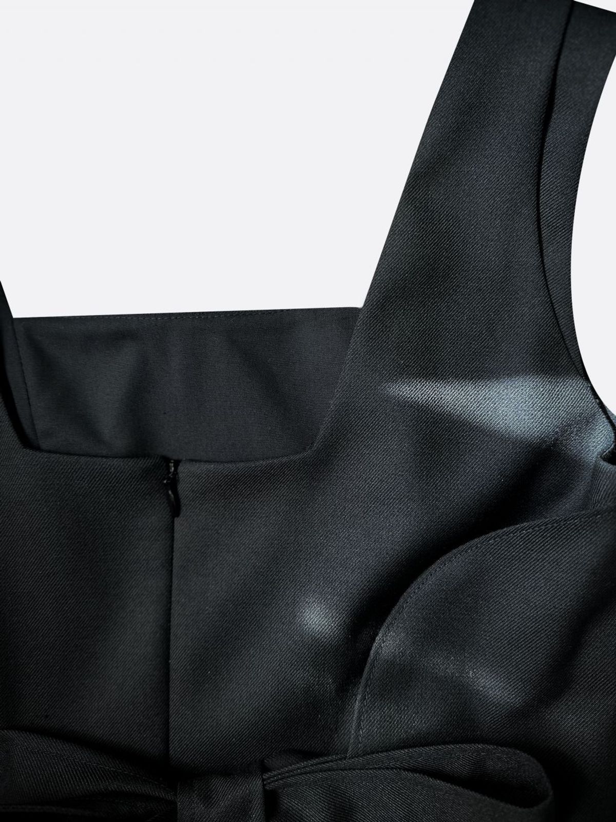 엘시 아일랜드(ELCY ISLAND) Odette Square Neck Wool Blended A-line Dress (BLACK)