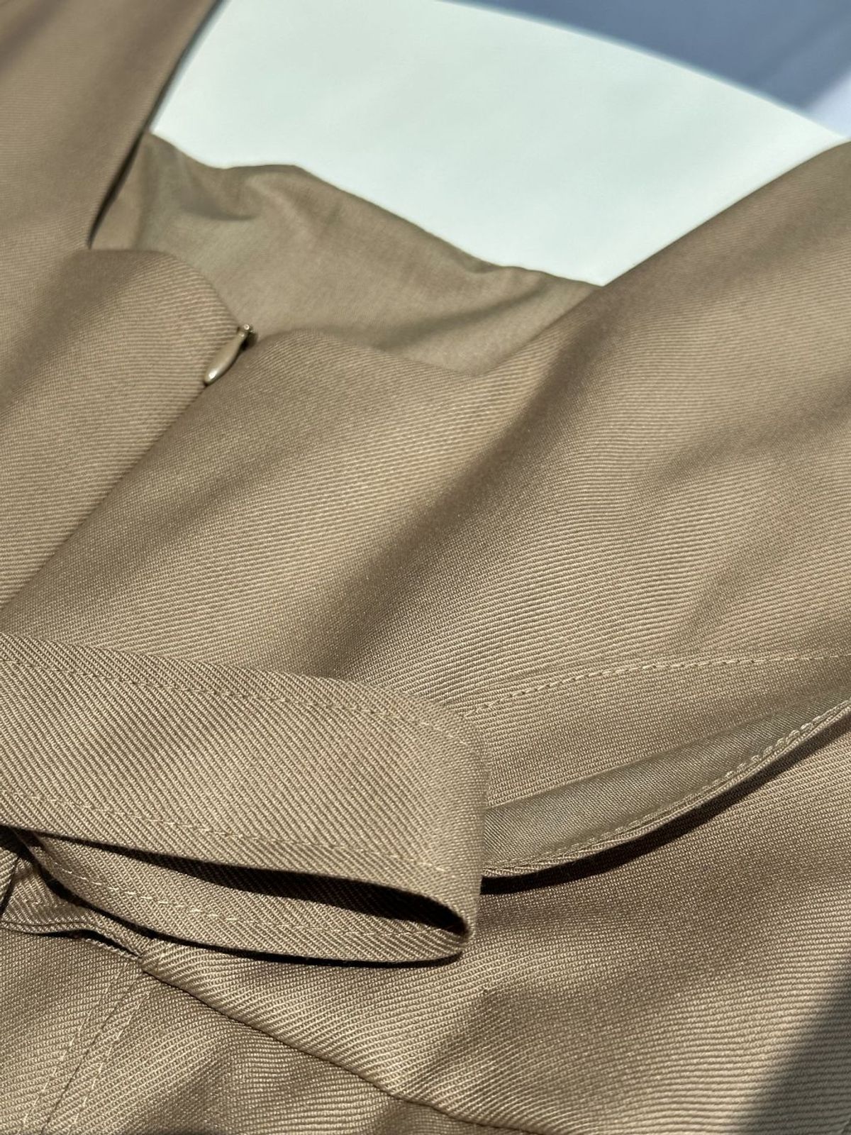 엘시 아일랜드(ELCY ISLAND) Odette Square Neck Wool Blended A-line Dress (BEIGE)