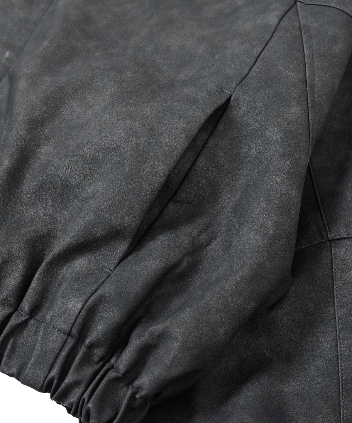 아조바이아조(AJOBYAJO) [POG:SERVICE x AJOBYAJO] Faded Panel Faux Leather Jacket [BLACK]