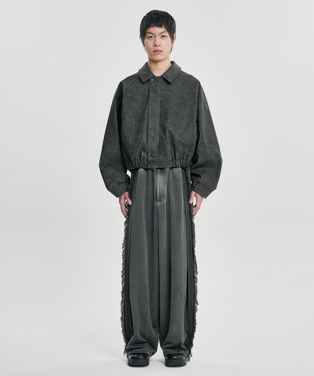 아조바이아조(AJOBYAJO) [POG:SERVICE x AJOBYAJO] Faded Panel Faux Leather Jacket [BLACK]