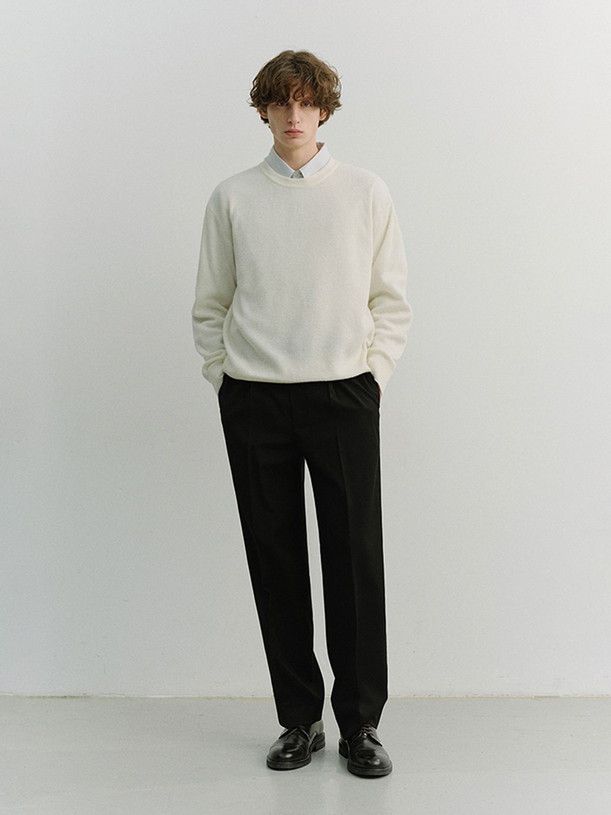 던스트 포 맨(DUNST FOR MEN) BUTTONED CREWNECK SWEATER_UNISEX_UDSW6A107_IVORY