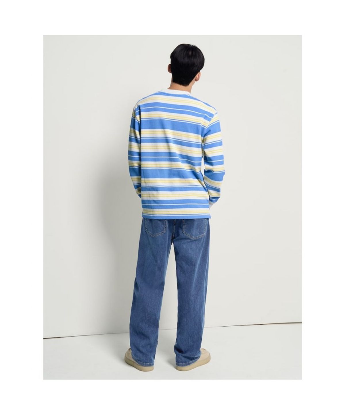 빈폴 멘(BEANPOLE MEN) 멀티 스트라이프 긴소매 스웨트 셔츠  아이보리