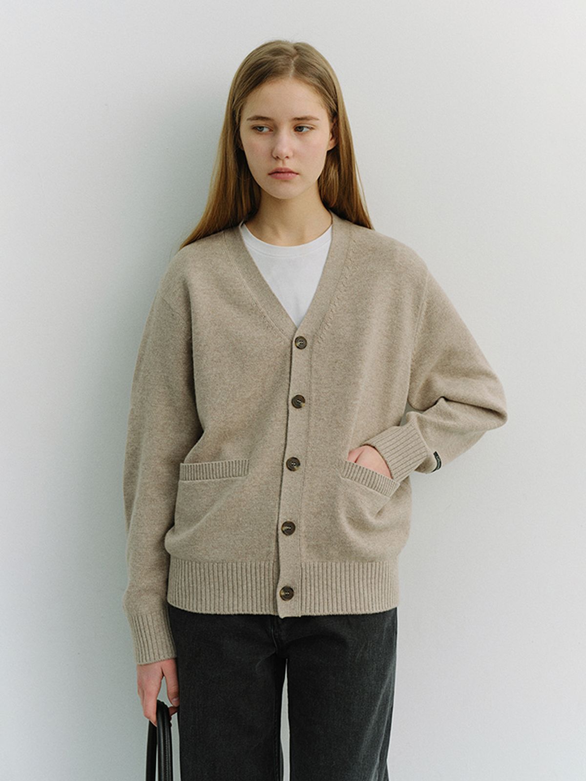 던스트(DUNST) UNISEX BOYFRIEND KNIT CARDIGAN_UDSW6A102_OATMEAL BEIGE
