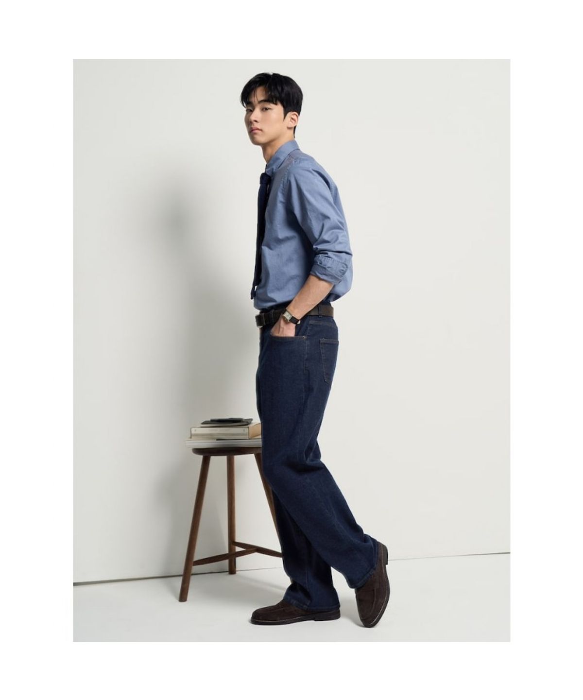 빈폴 멘(BEANPOLE MEN) 약브러쉬드 트윌 솔리드 셔츠  블루