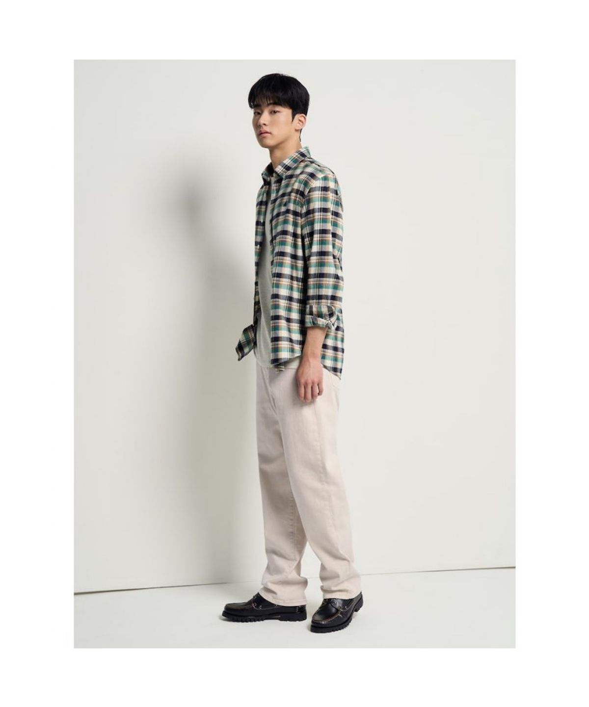 빈폴 멘(BEANPOLE MEN) 컴포트핏 컬러 데님 팬츠  아이보리
