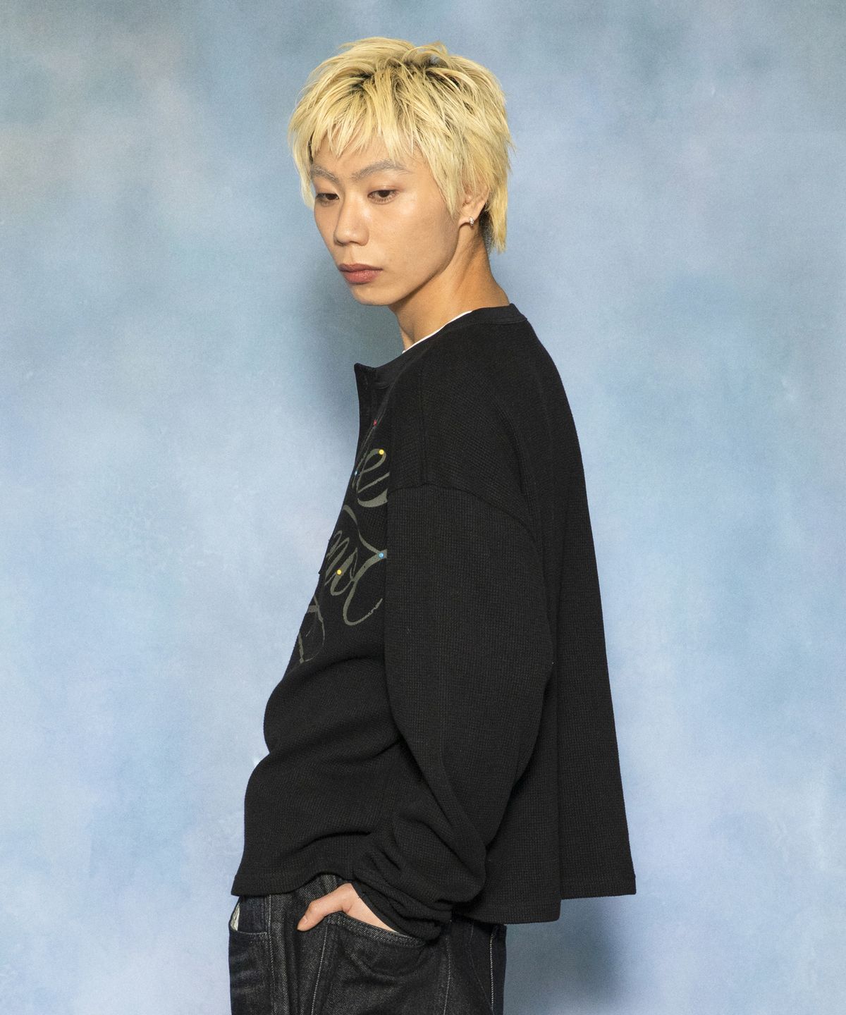 글랙(GLACK) GT178 세그먼트 헨리넥 긴팔티 (BLACK)