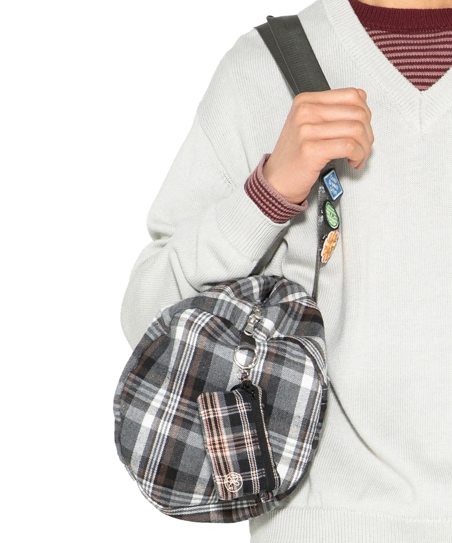 MUSINSA公式 | XTONZ XTA100 チェックダッフルバッグ (GRAY)