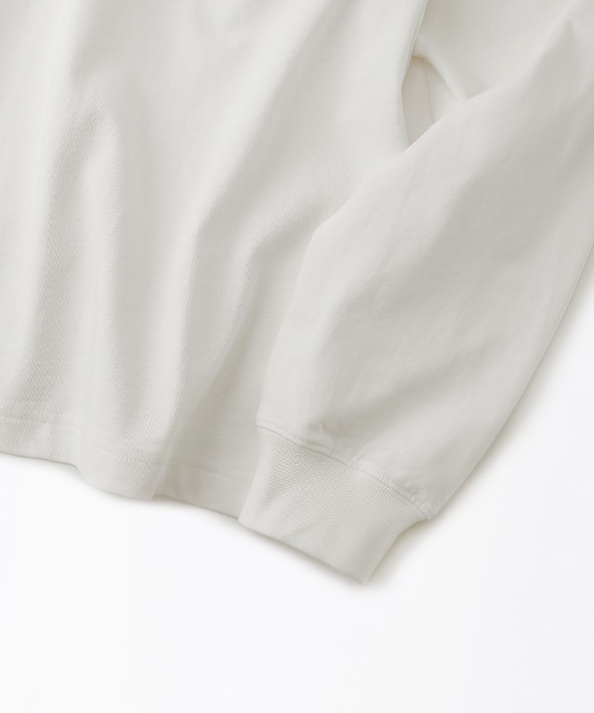 아웃스탠딩(OUTSTANDING) [LOONEY TUNES] LONG SLEEVE(ROAD RUNNER)_OFF WHITE