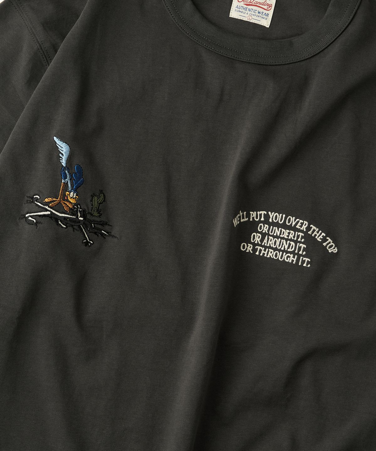 아웃스탠딩(OUTSTANDING) [LOONEY TUNES] LONG SLEEVE(THIS MIGHT HURT)_CHARCOAL