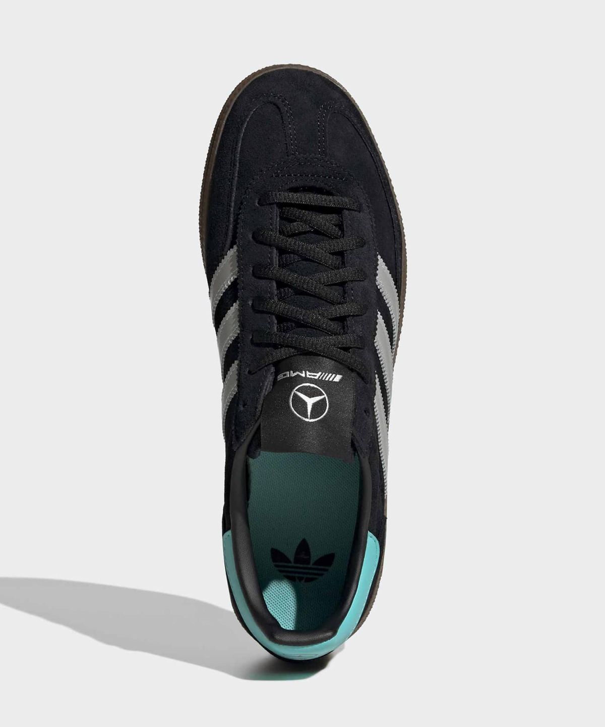 아디다스(ADIDAS) 메르세데스 AMG F1 팀 핸드볼 스페지알 - 블랙:실버:민트 / KJ1185