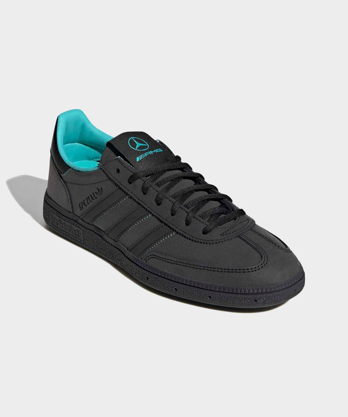 아디다스(ADIDAS) 메르세데스 AMG F1 팀 핸드볼 스페지알 - 블랙 / KJ1195