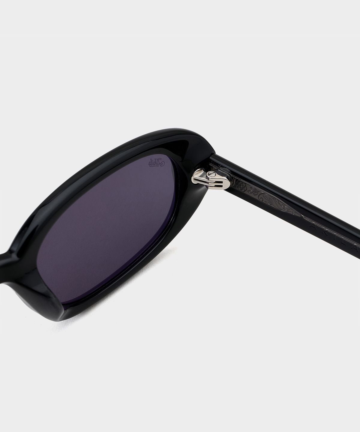 아킬라(AKILA) BLOSSOM 2515 01 01 Black (Black)