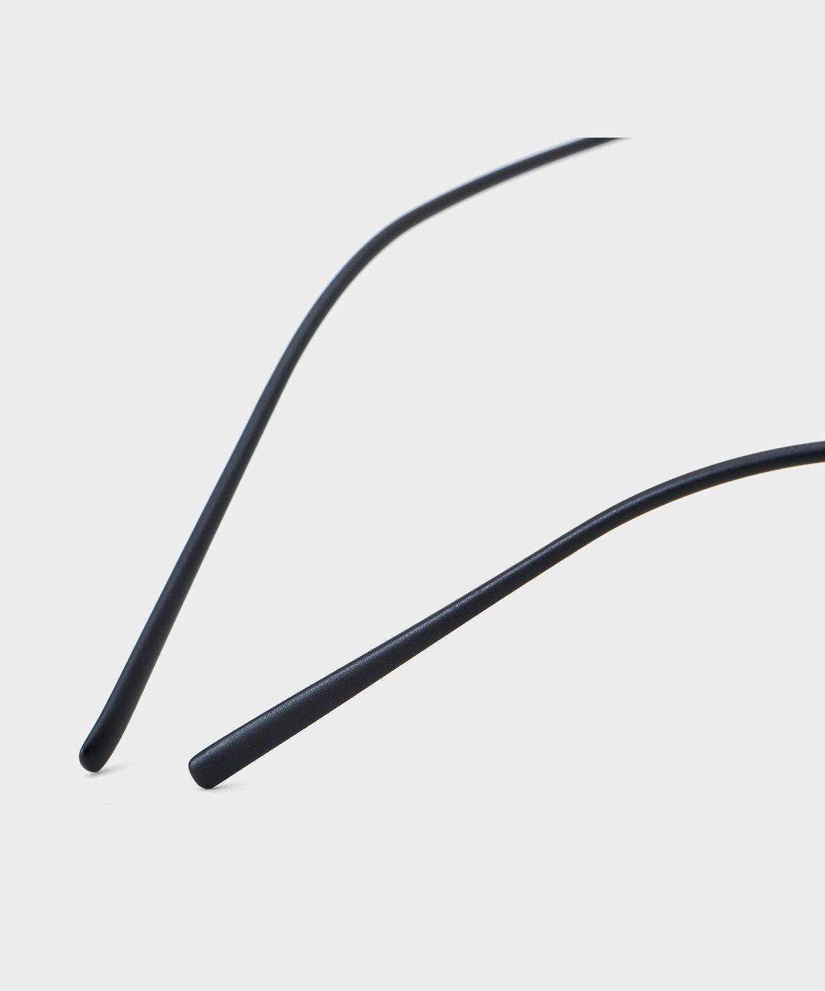 아킬라(AKILA) ICON 2533 01 09 Matte Black 47Size