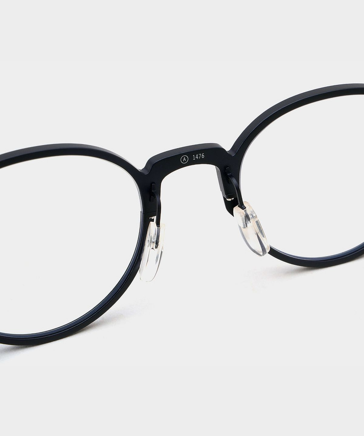 아킬라(AKILA) ORIEL 2324 01 09 Matte Black 47Size