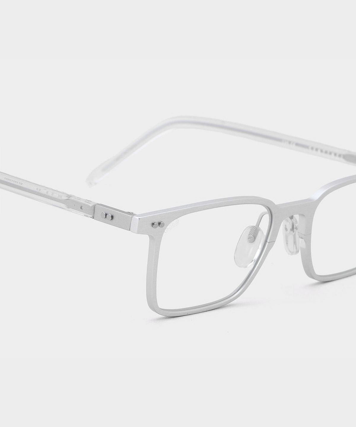 아킬라(AKILA) SENTINEL 2212 05 09 Silver 48Size