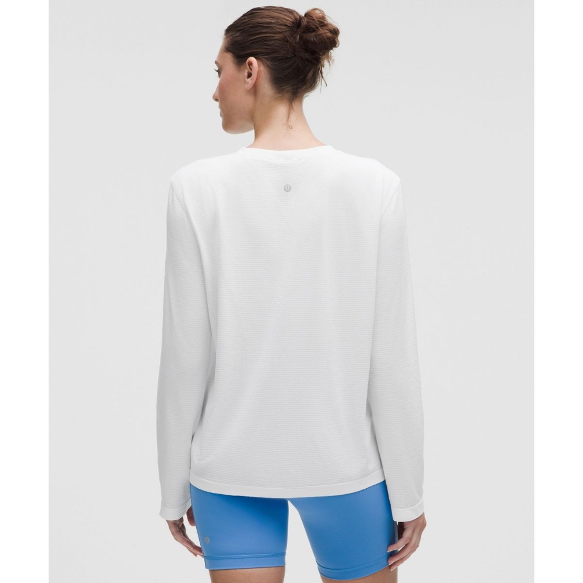 룰루레몬(LULULEMON) 스위프틀리 릴랙스드 롱슬리브 셔츠 *업데이트 핏  WHWH