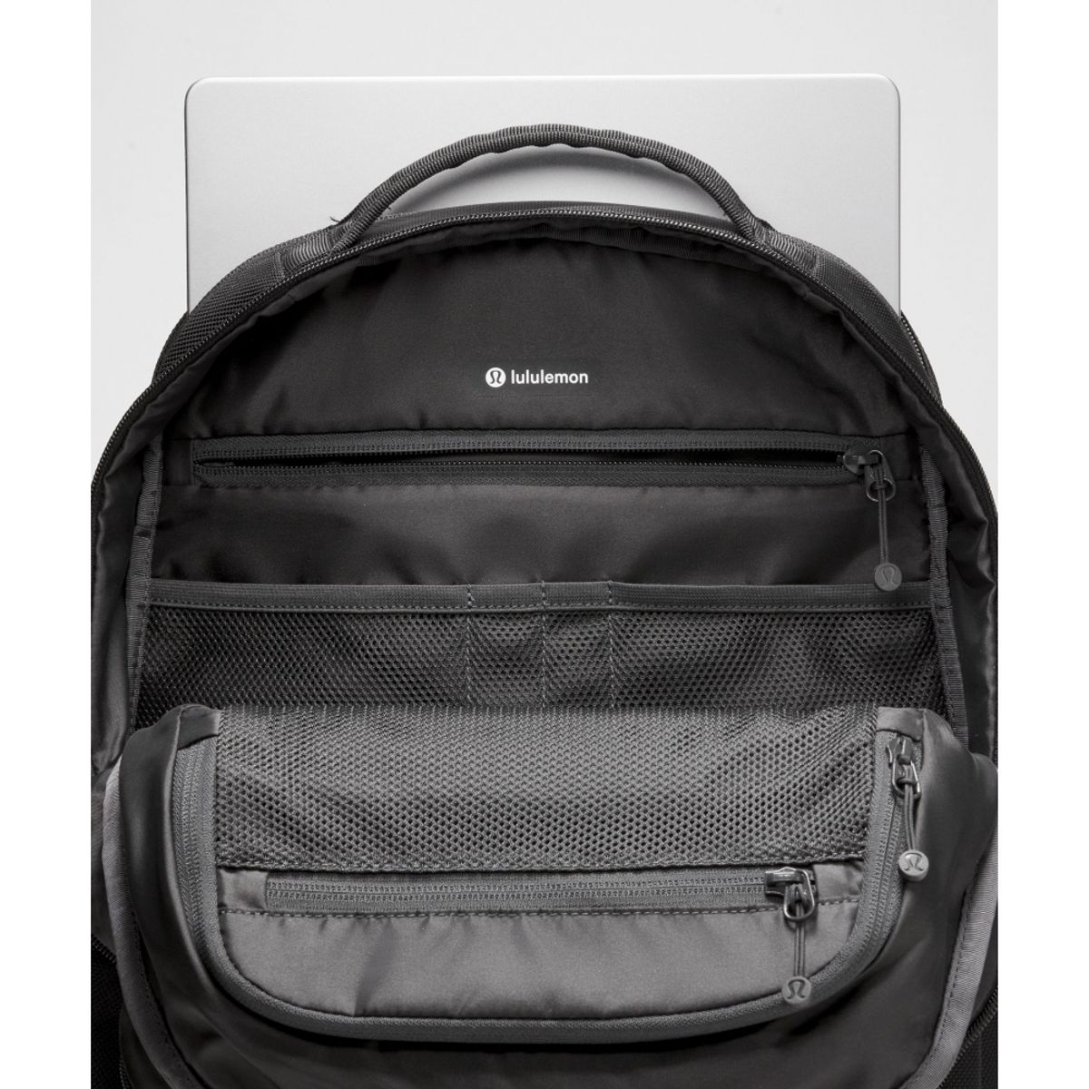 룰루레몬(LULULEMON) 크루저 백팩 26L *업데이트  BLK GGRE