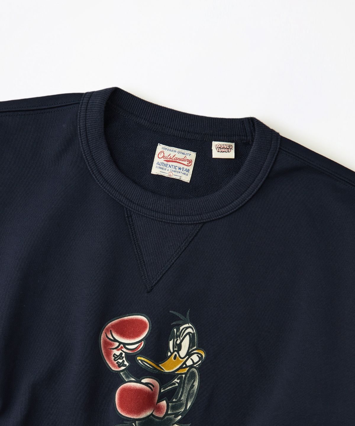 아웃스탠딩(OUTSTANDING) [LOONEY TUNES] SWEAT(BOXER DAFFY DUCK)_NAVY