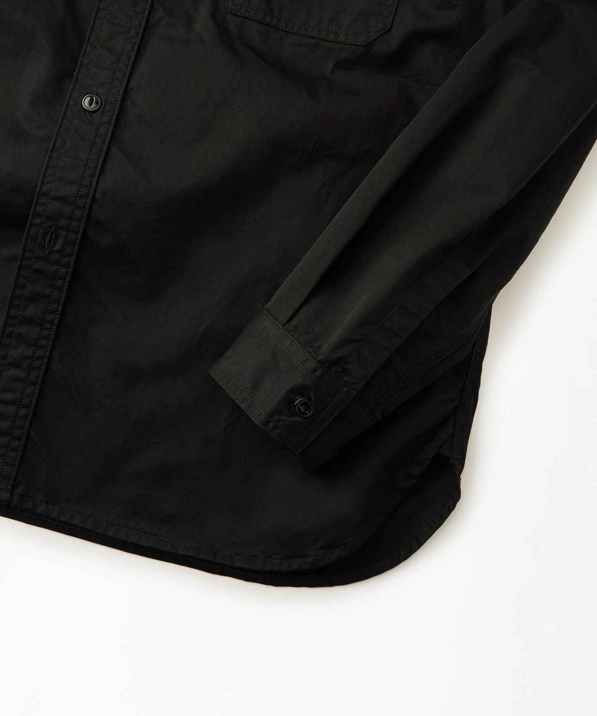 아웃스탠딩(OUTSTANDING) [LOONEY TUNES] TRIPLE STITCH MECHANIC SHIRT_BLACK