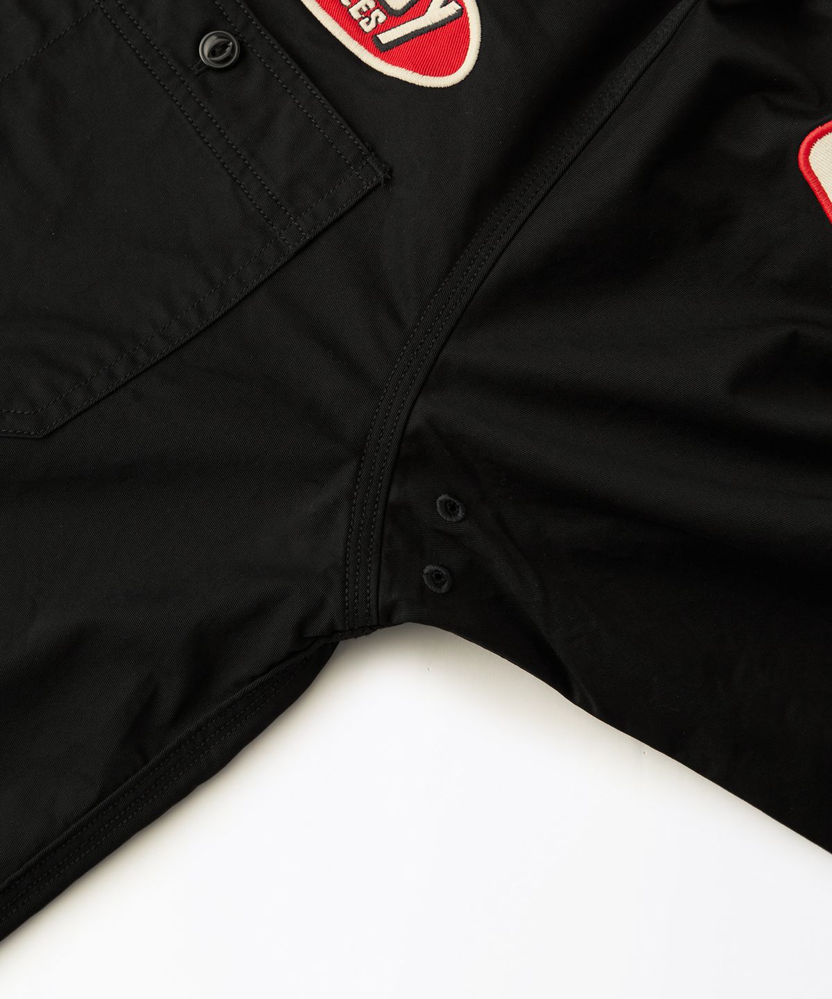 아웃스탠딩(OUTSTANDING) [LOONEY TUNES] TRIPLE STITCH MECHANIC SHIRT_BLACK