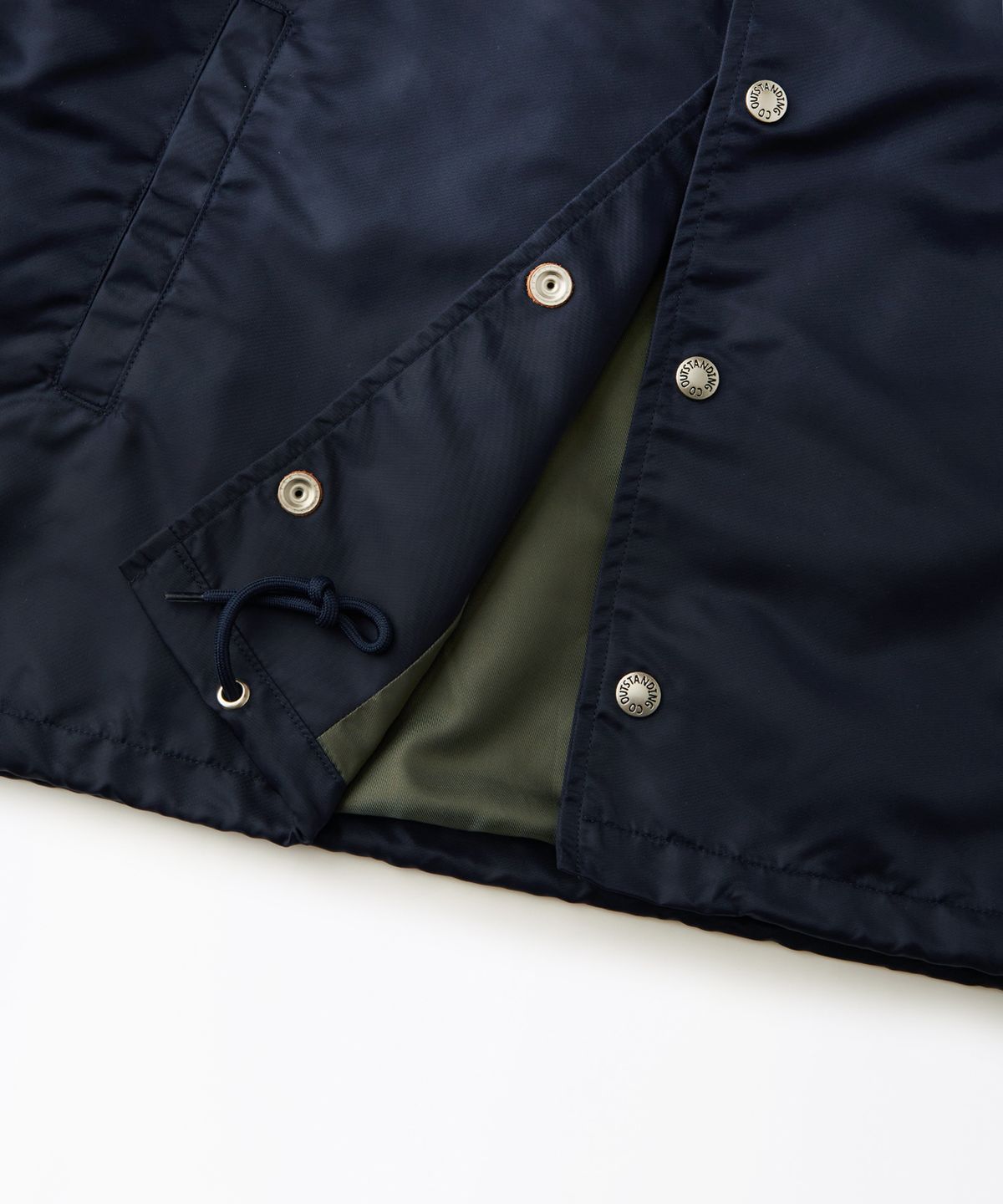 아웃스탠딩(OUTSTANDING) [LOONEY TUNES] WAPPEN COACH JACKET_NAVY
