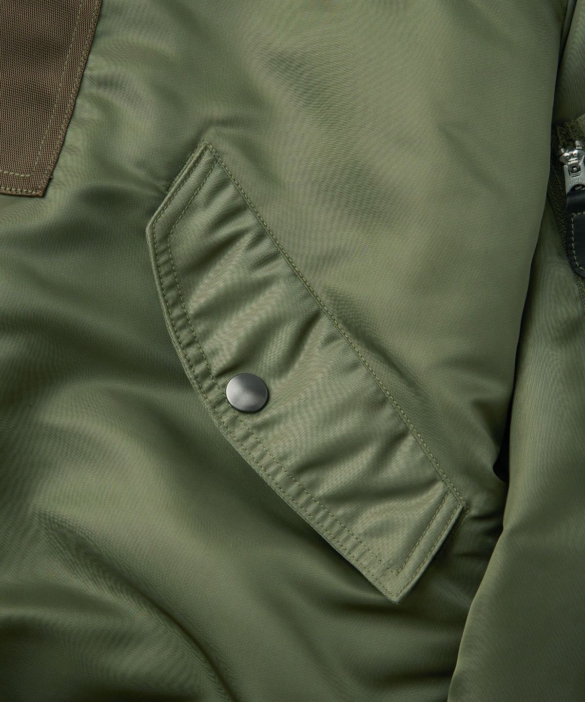 아웃스탠딩(OUTSTANDING) [LOONEY TUNES] L-2B JACKET_OLIVE GREEN