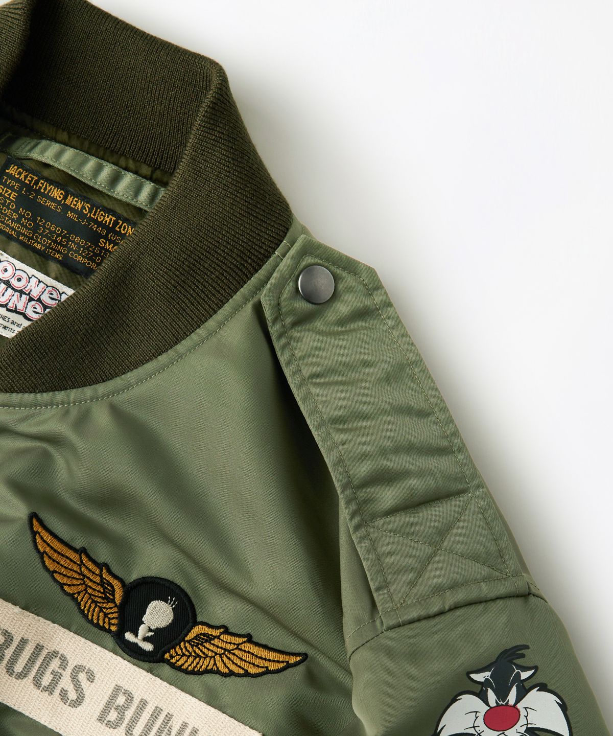 아웃스탠딩(OUTSTANDING) [LOONEY TUNES] L-2B JACKET_OLIVE GREEN